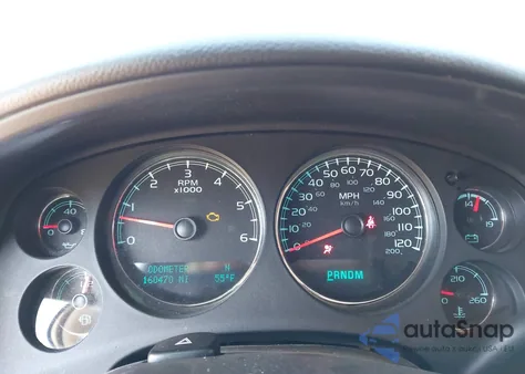 2013 Chevrolet Suburban 1500 Lt z USA, uszkodzony, nr VIN 1GNSCJE05DR126930